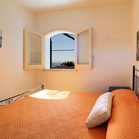 Casa Funnuvojere By Lovesud Corsano  Экстерьер фото